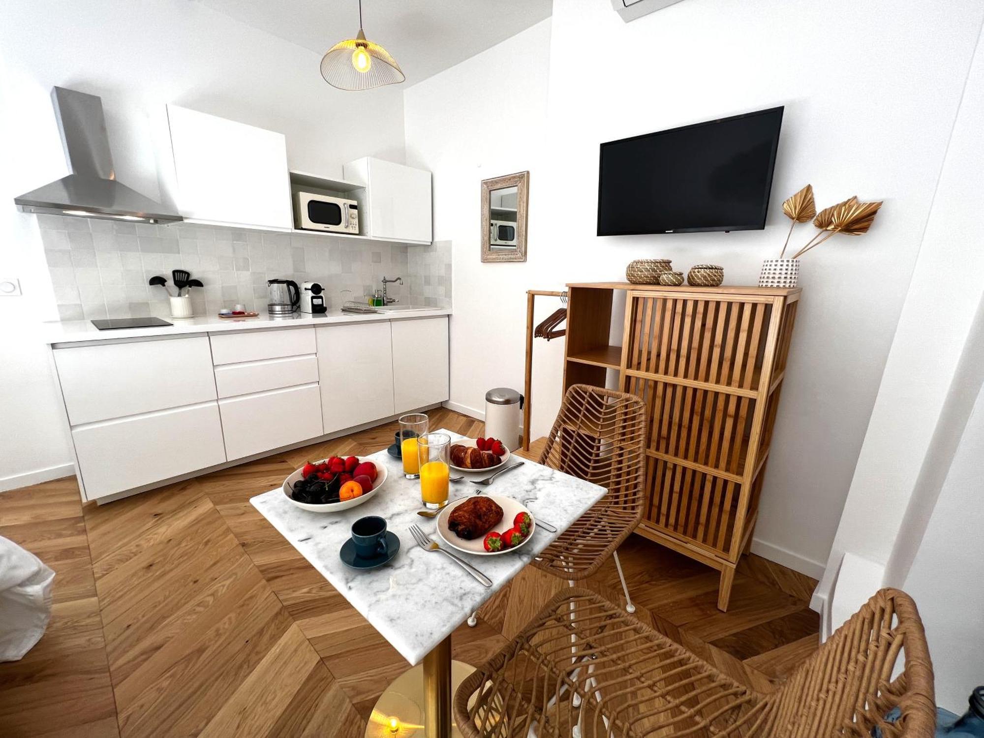 Le Comte - Heart Of Dijon - With Ac Apartment Exterior photo