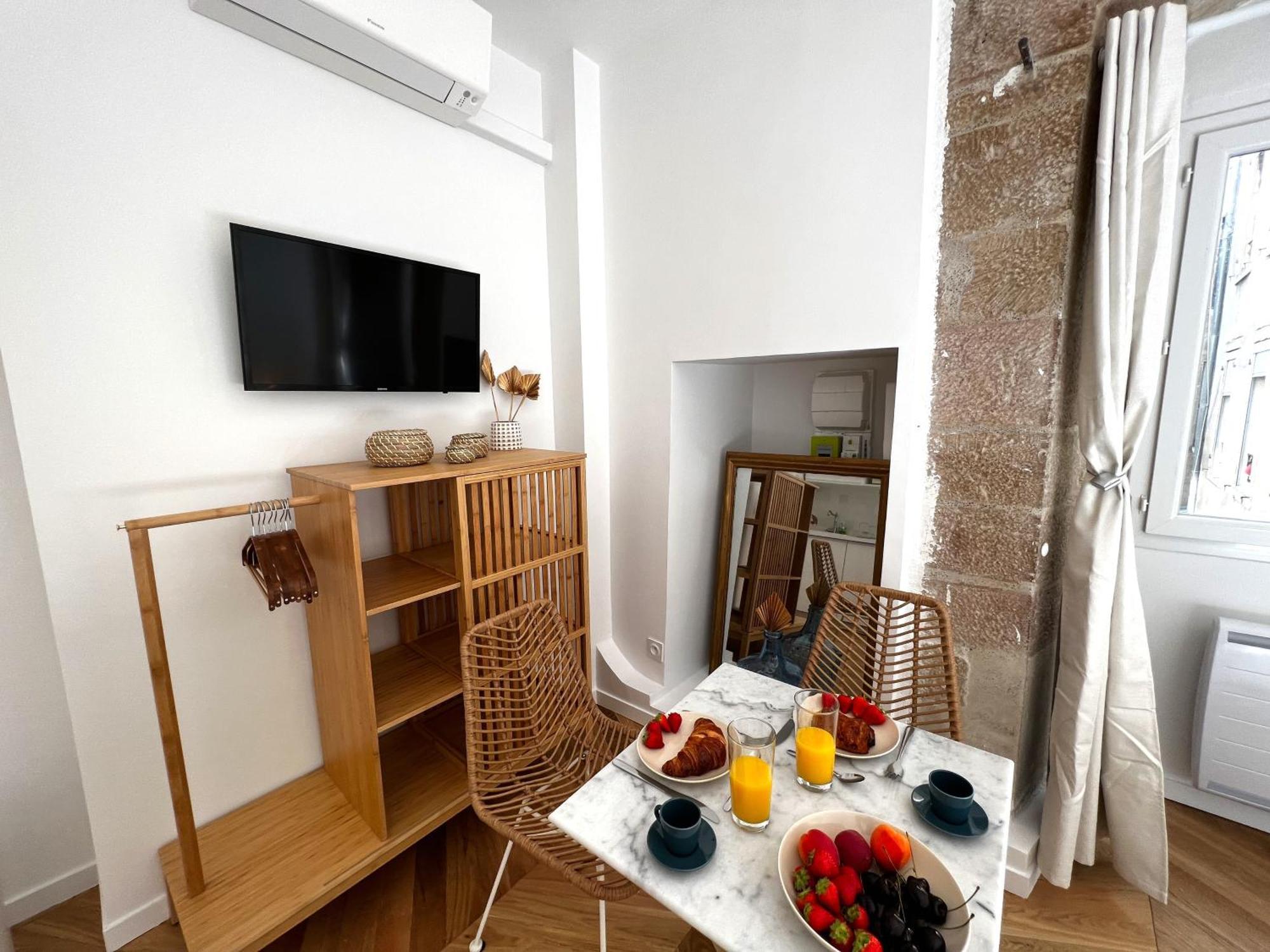 Le Comte - Heart Of Dijon - With Ac Apartment Exterior photo